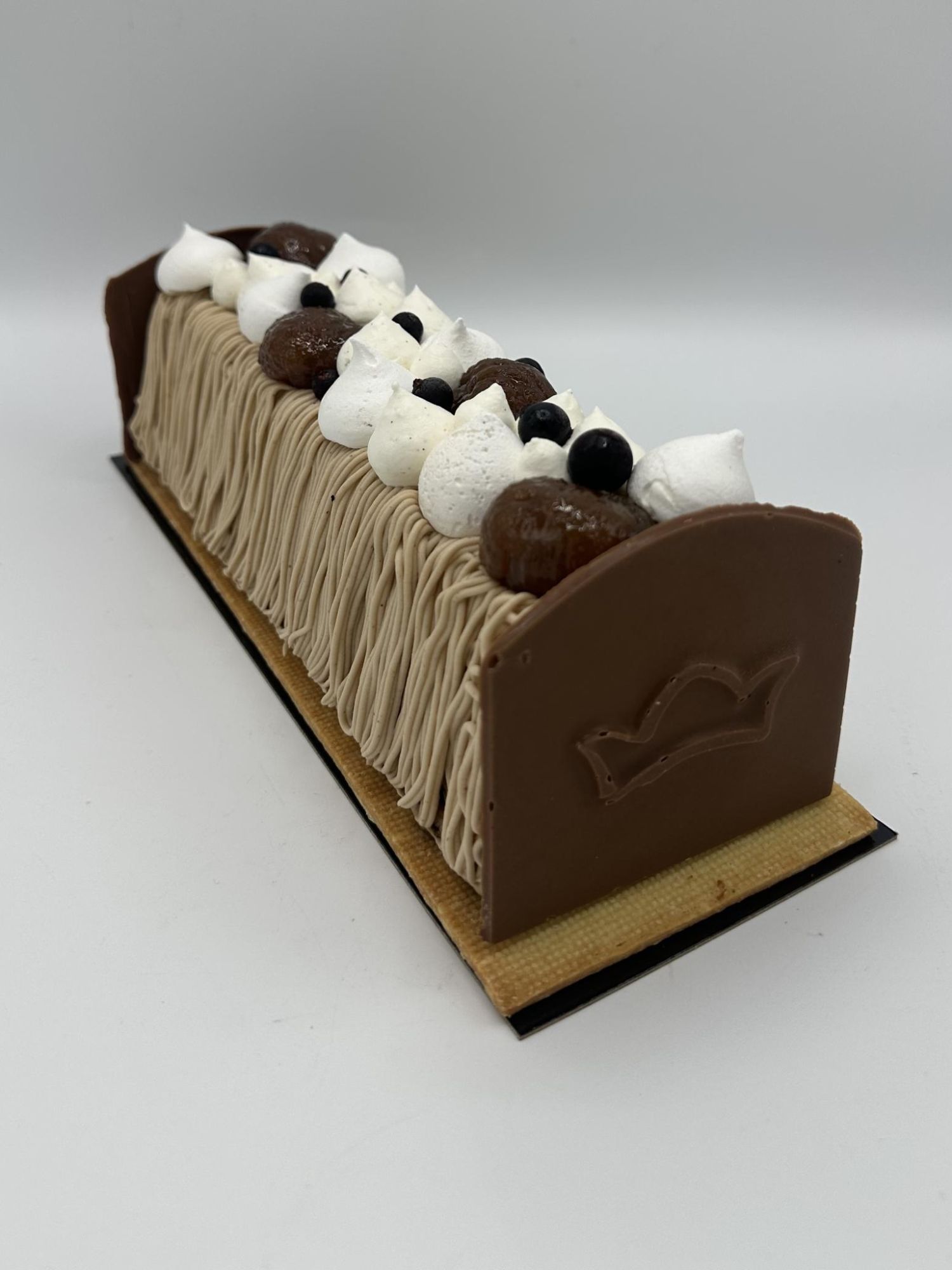Buche marron cassis